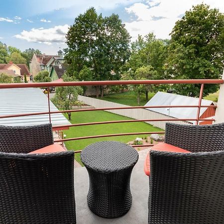 Vabaduse Apartments Parnu Bagian luar foto